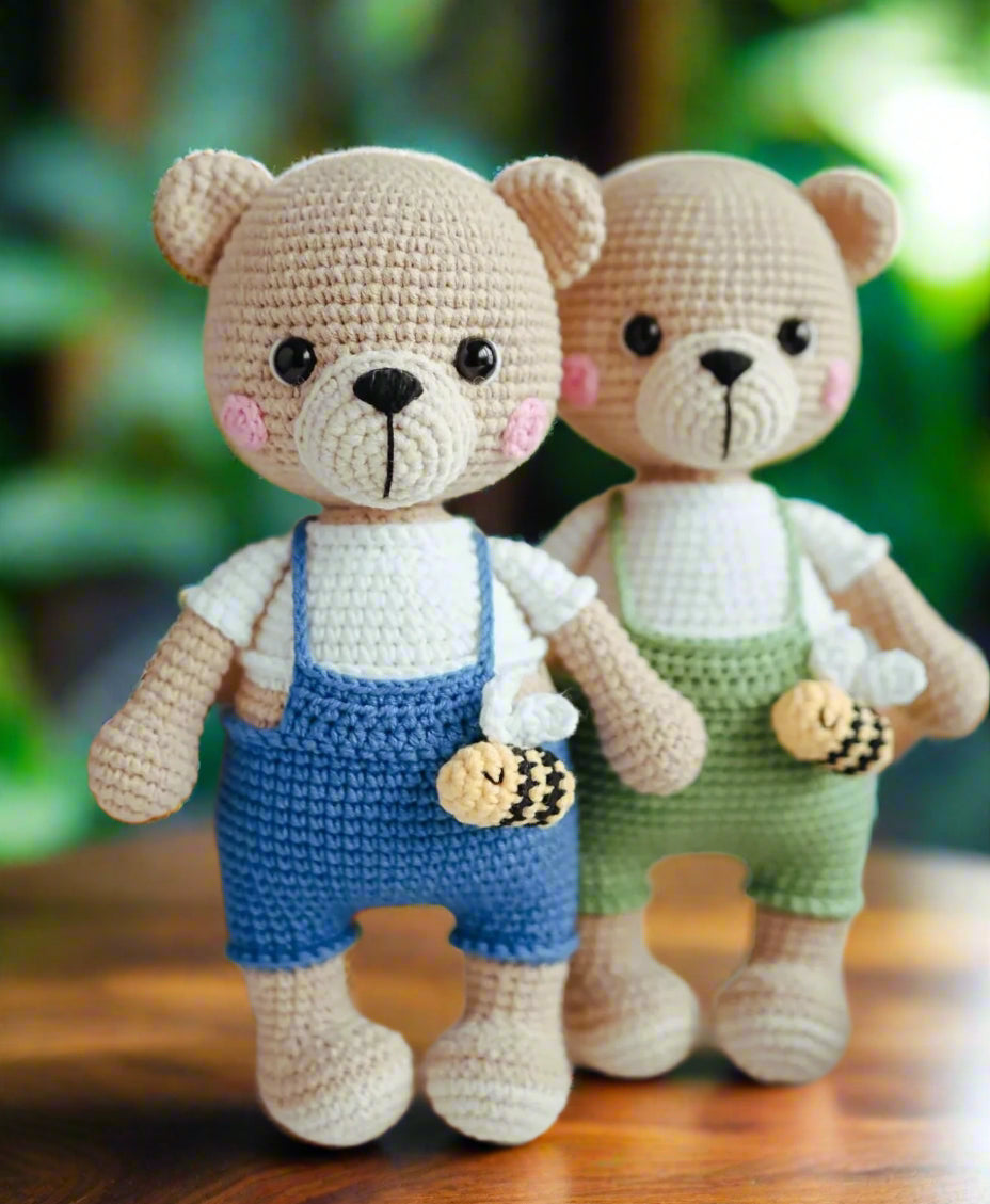 Crochet Teddy Bear in Cute Jumpsuit with Bee