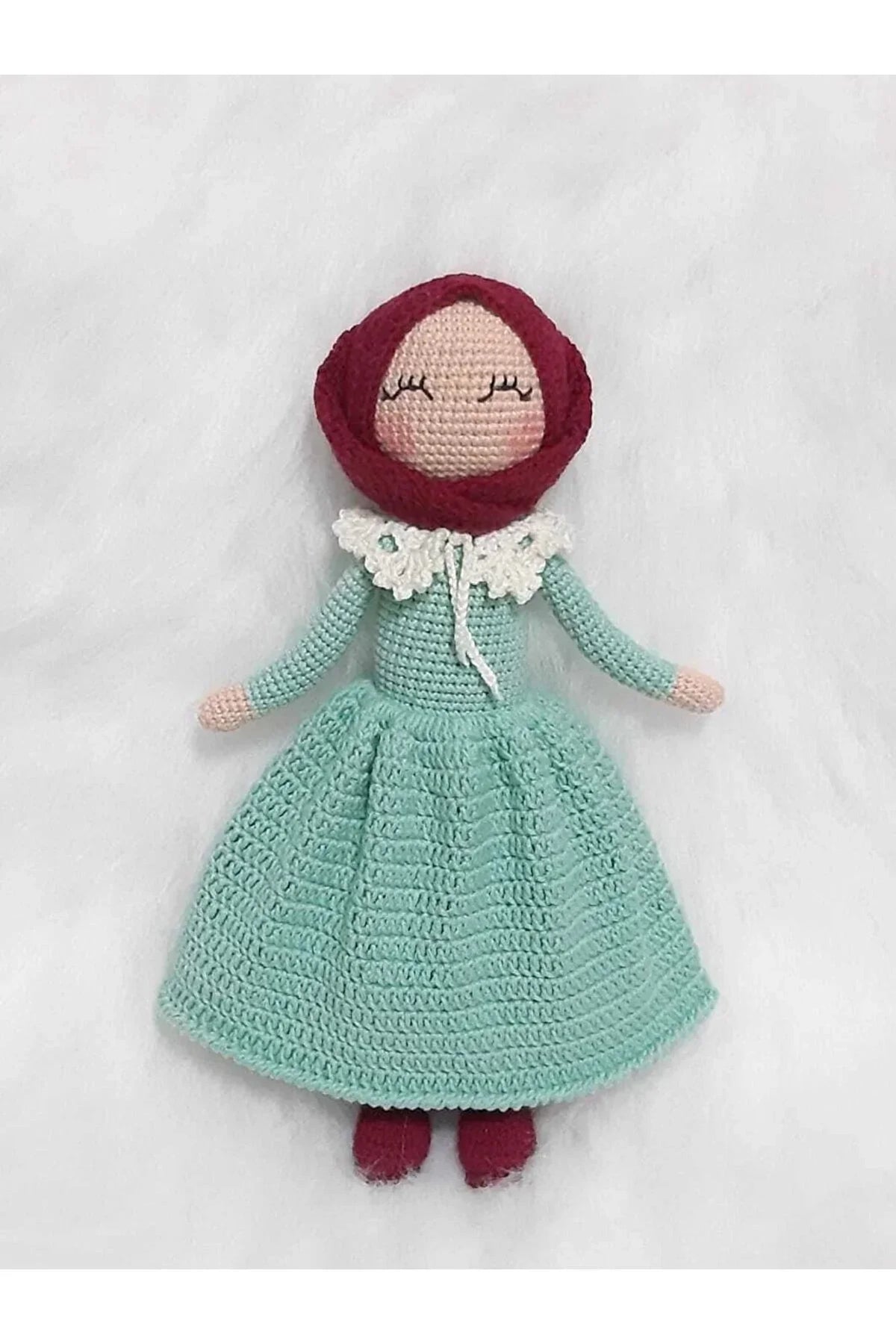 Hijab Doll – Handcrafted Crochet Toy