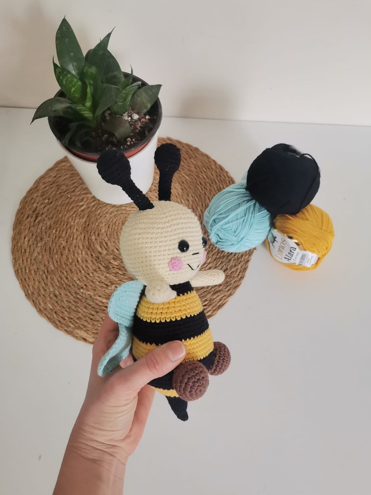 Crochet Cute Bee Toy