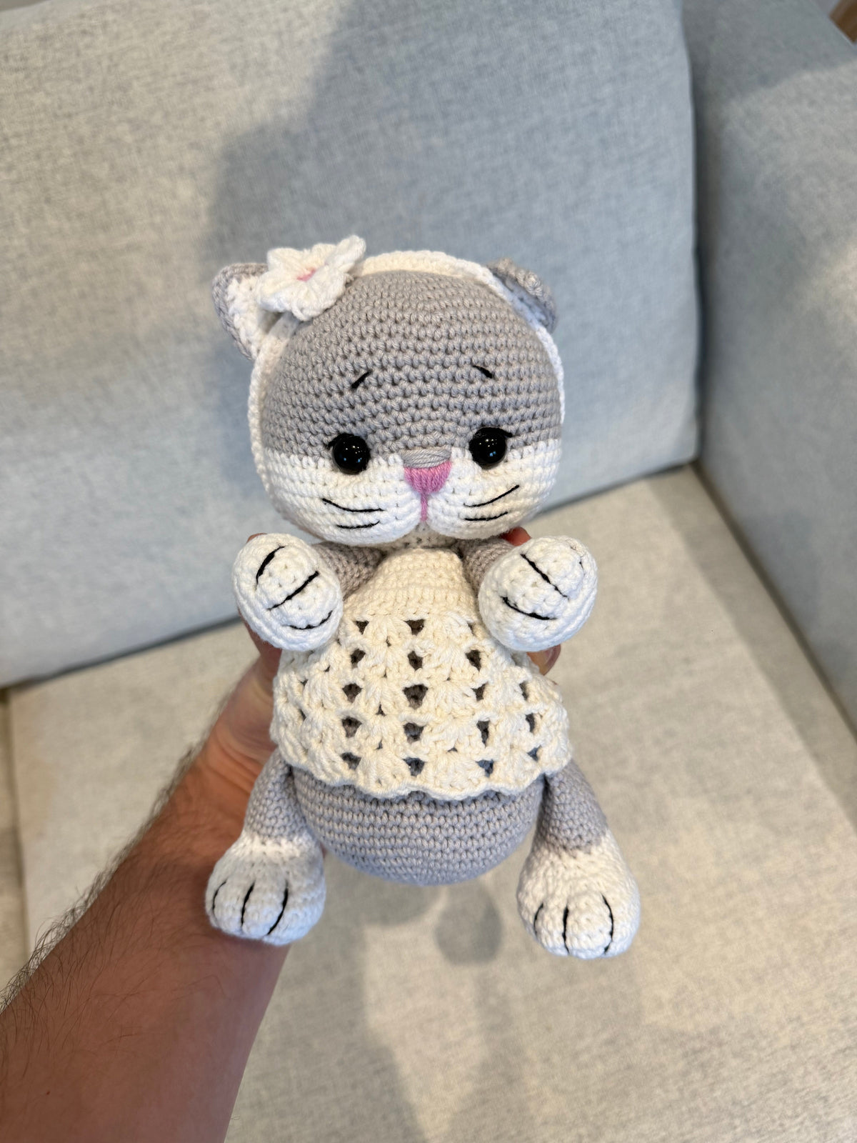 Crochet Cute Kitten Toy