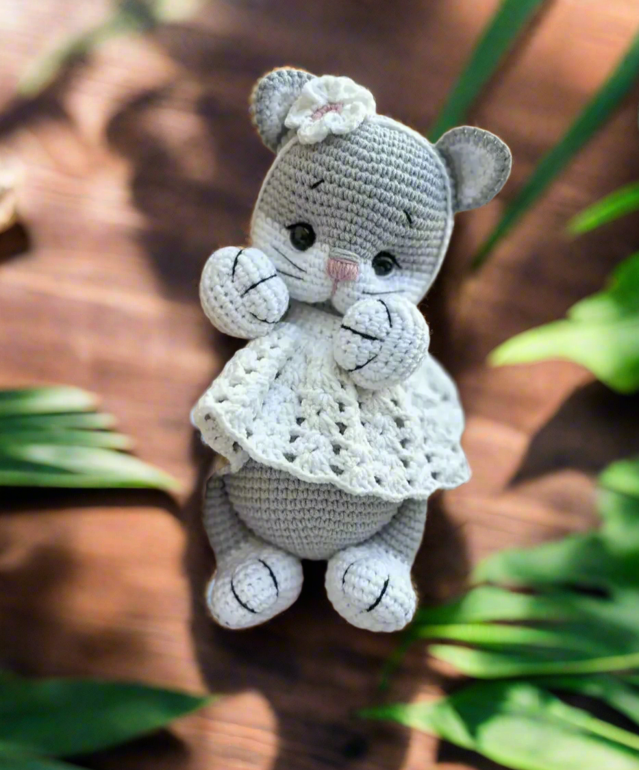 Crochet Cute Kitten Toy