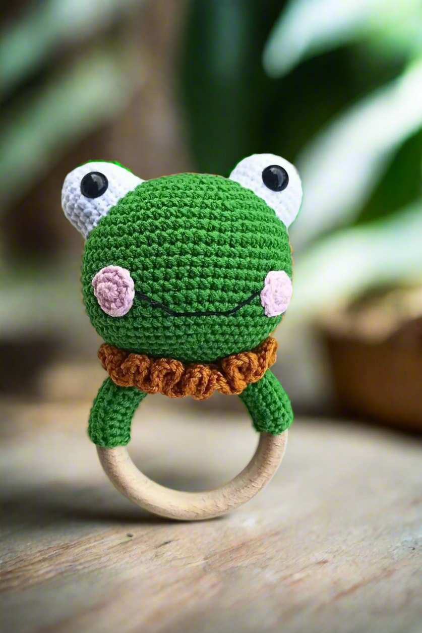 Crochet Frog Rattle Toy - Soft and Stimulating Infant Development Toy