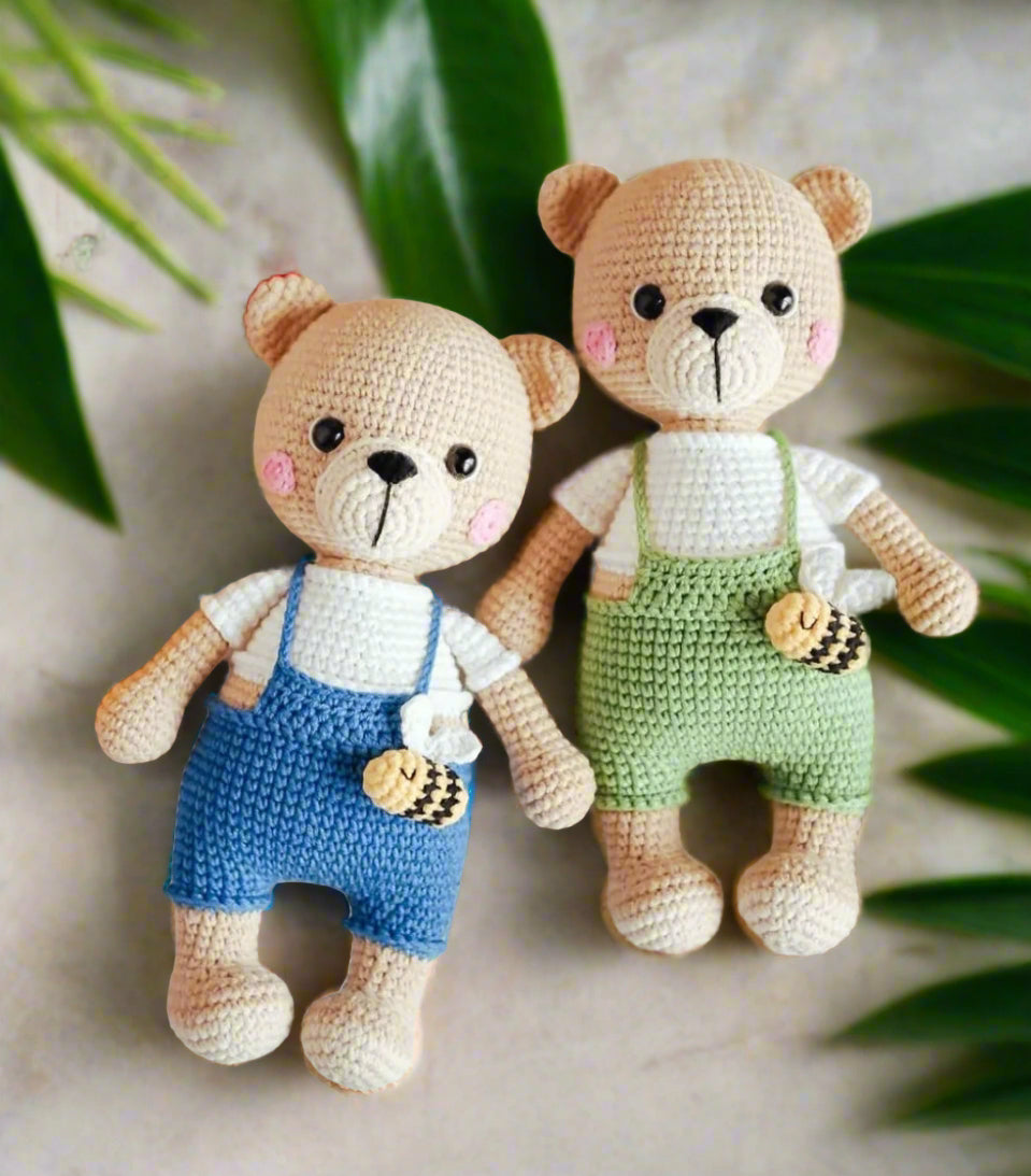 Crochet Teddy Bear in Cute Jumpsuit with Bee