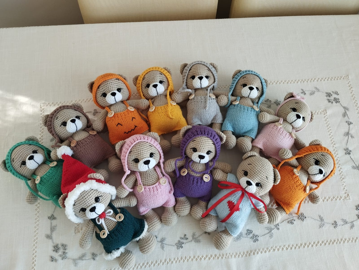 Joy Bear – Customisable Crochet Teddy Bear with Changeable Outfit