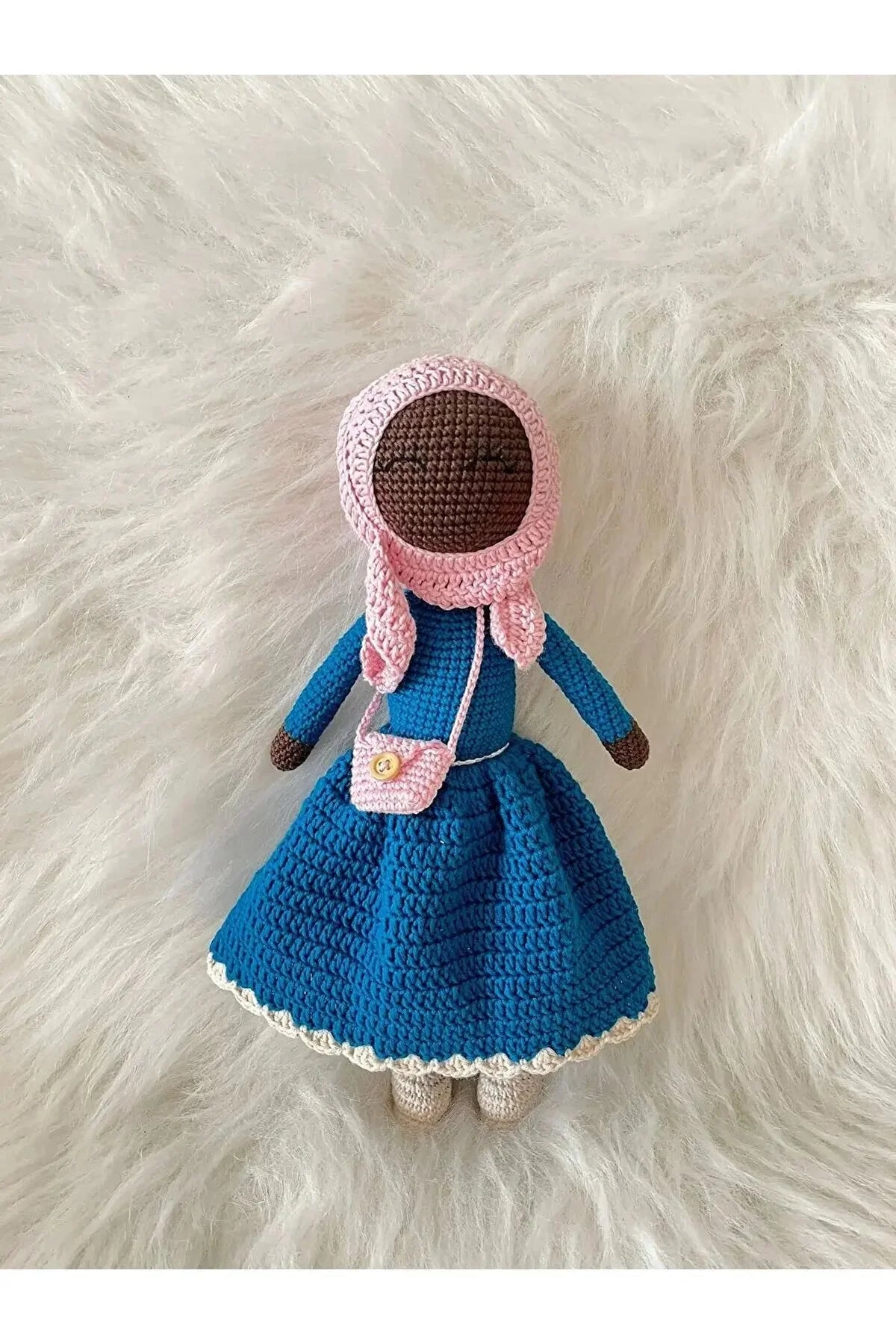 Hijab Doll – Handcrafted Crochet Toy for Kids