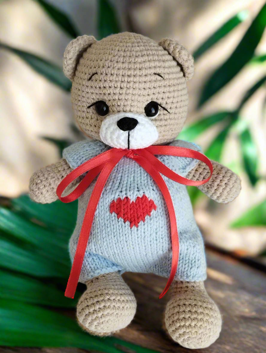 Joy Bear – Customisable Crochet Teddy Bear with Changeable Outfit