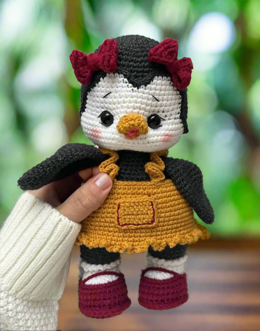 Joy Penguin – Customisable Crochet Penguin with Changeable Outfit