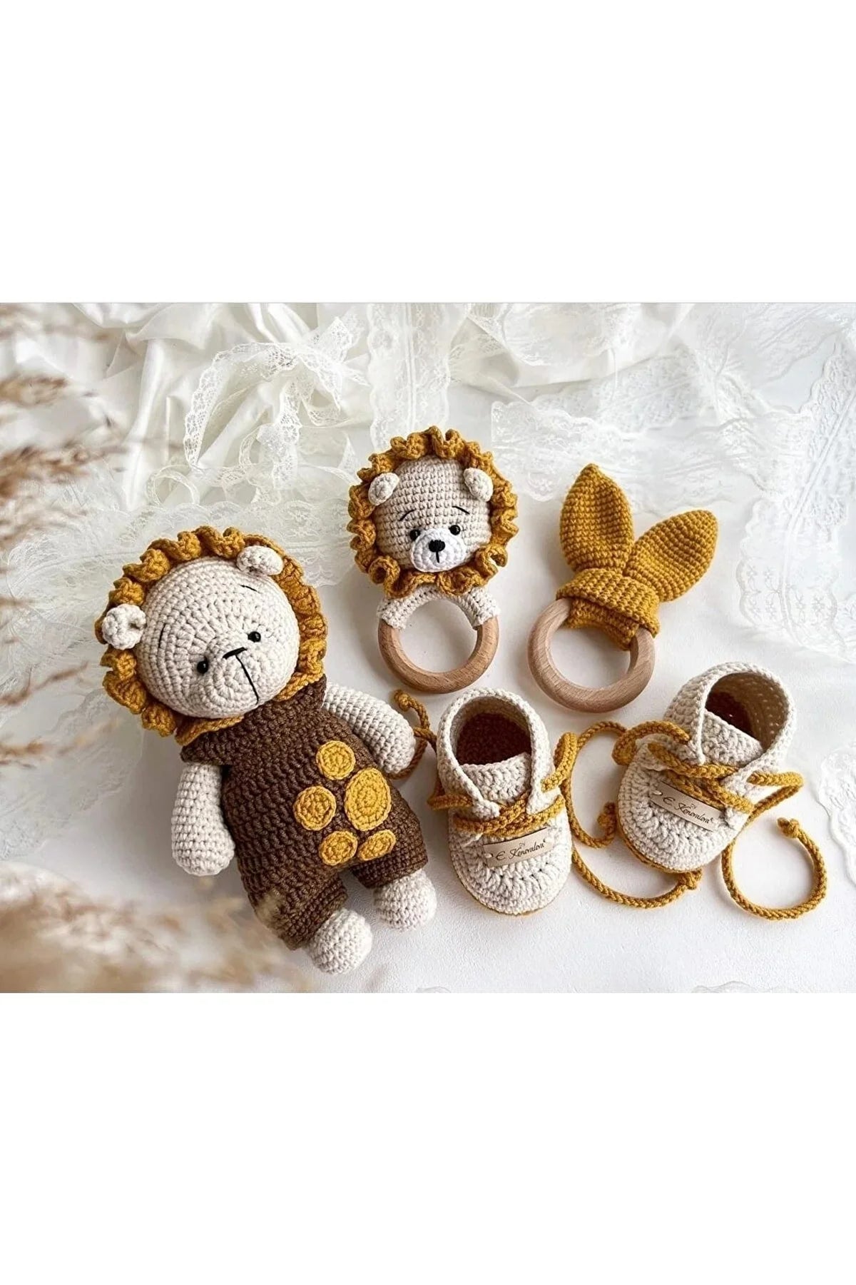 Handmade Crochet Lion Toy Gift Set (4pc)